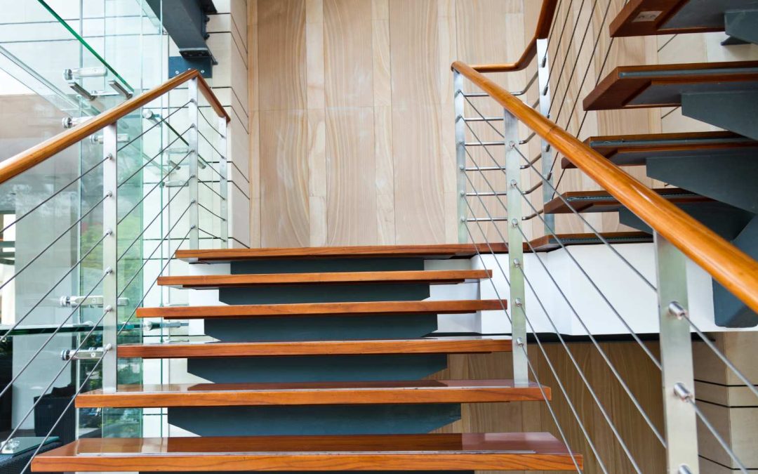 Les tendances escaliers 2025 : entre sculpture architecturale et fonction intelligente